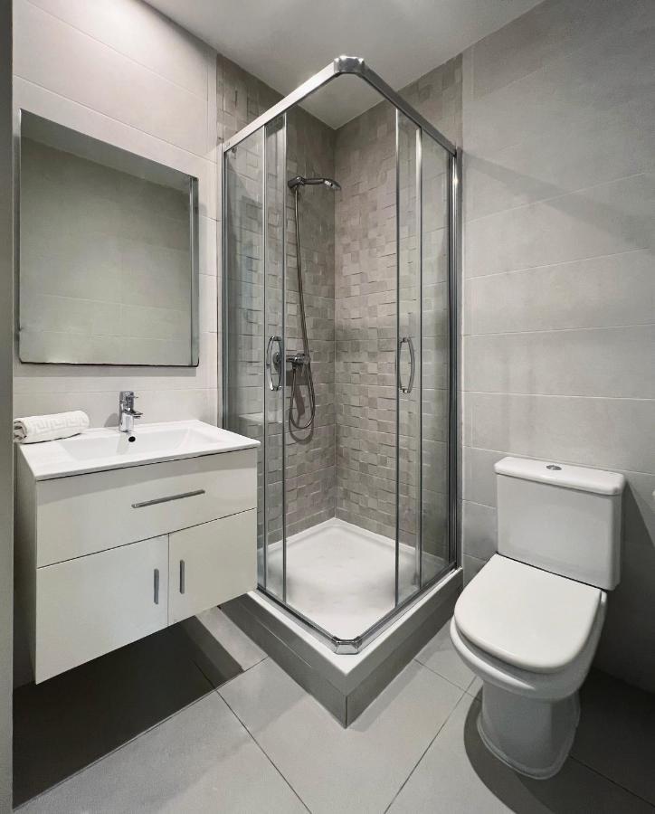 Stay U-Nique Apartments Sants Barcelona Zewnętrze zdjęcie